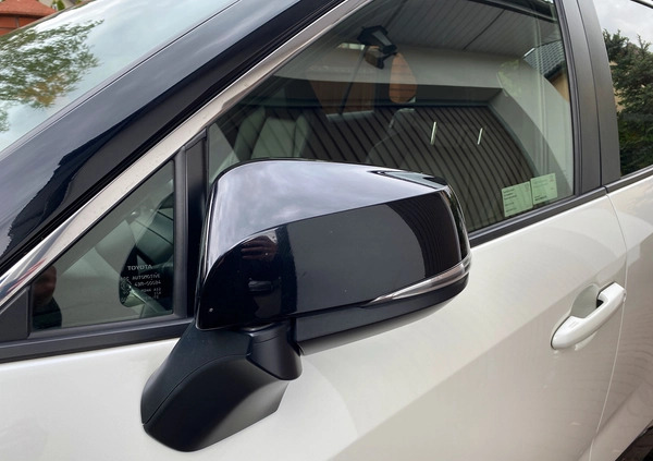Toyota RAV4 cena 135500 przebieg: 97000, rok produkcji 2019 z Żyrardów małe 562